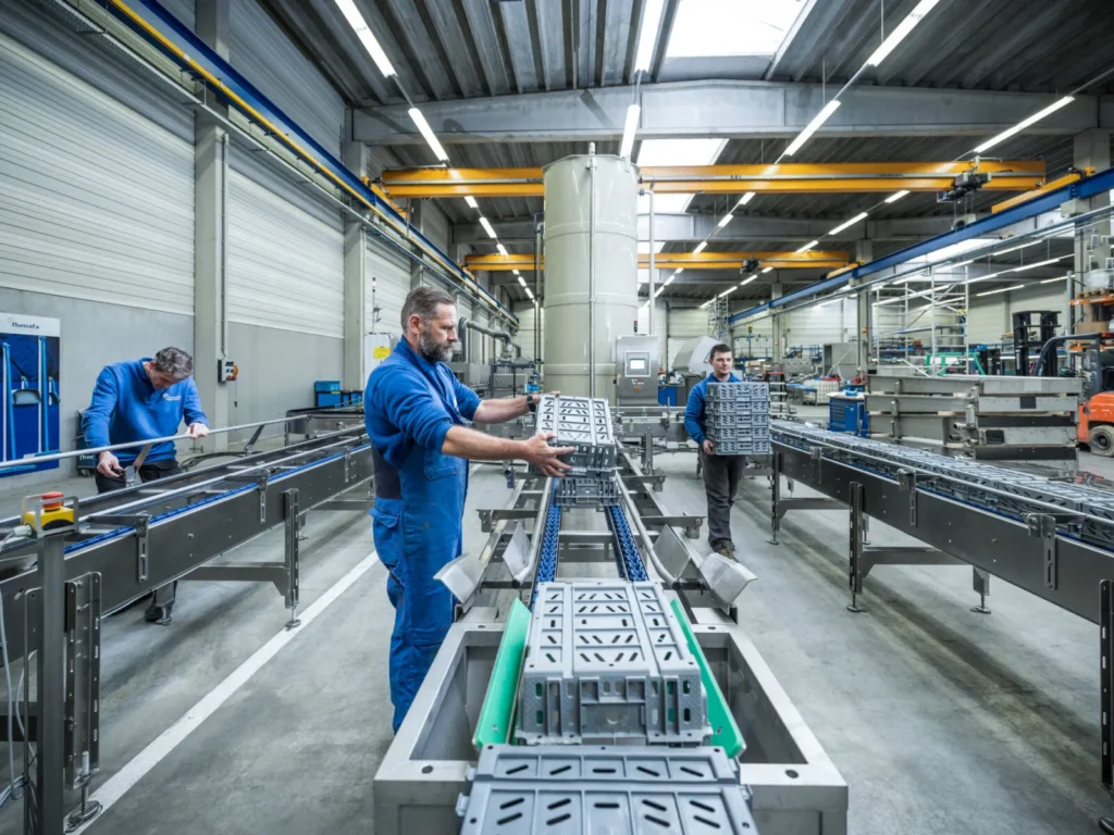 LevantSun bietet individuelle Reinigungslösungen für Gesundheitswesen, Gastronomie, Industrie und Büros, um höchste Hygienestandards zu gewährleisten